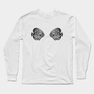 Discus Fish in Love - fish lovers animal design Long Sleeve T-Shirt